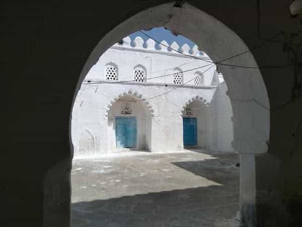 مدرسة ومسجد الجبرتية.. معلم علمي وتاريخي خالد في قلب زبيد